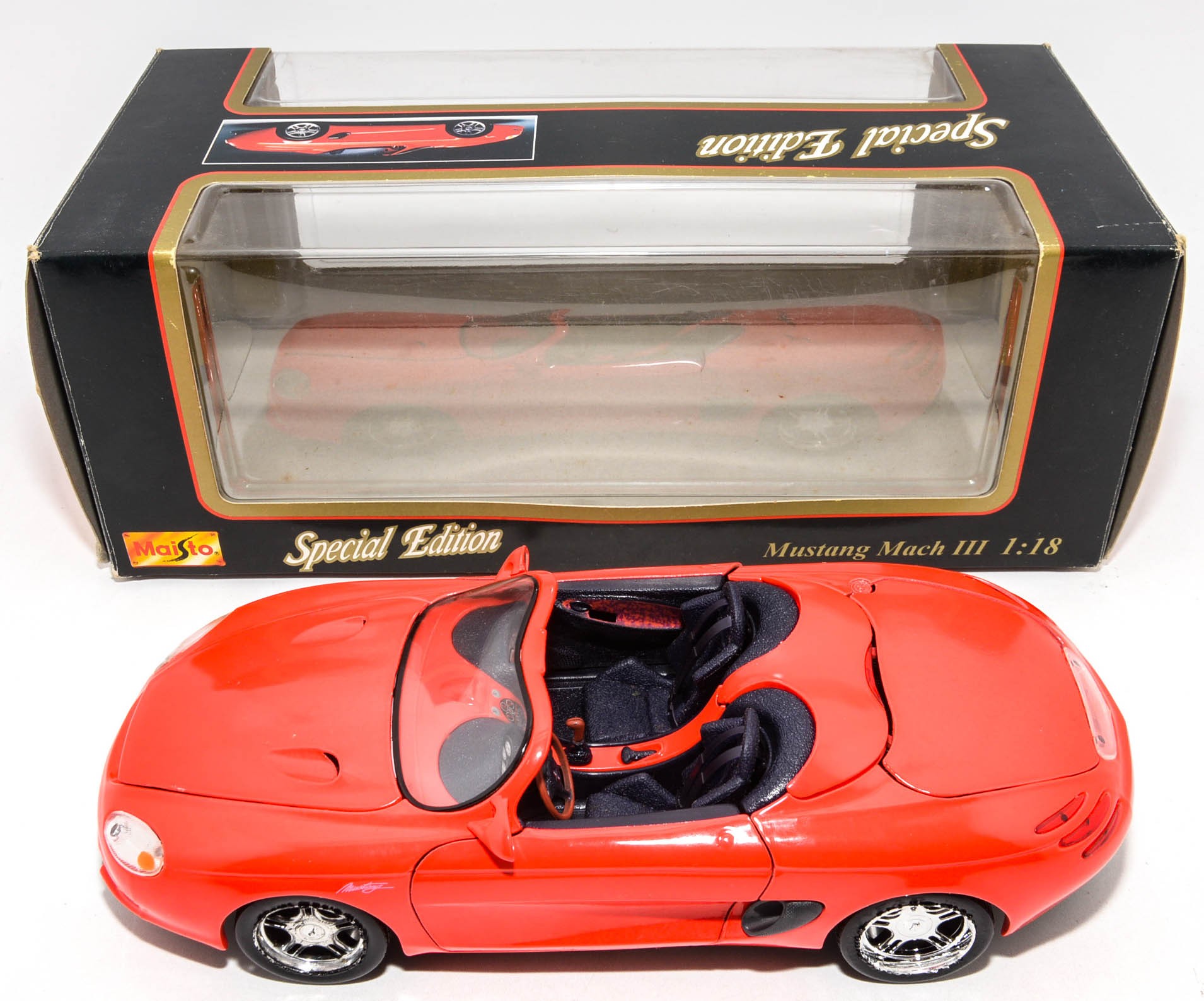 COCHE A ESCALA MAISTO MUSTANG MACH III 1:18| BILBOTRUKE SEGUNDA MANO