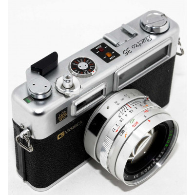 CAMARA ANALOGICA YASHICA ELECTRO 35 GS + YASHINON 1.7-47mm