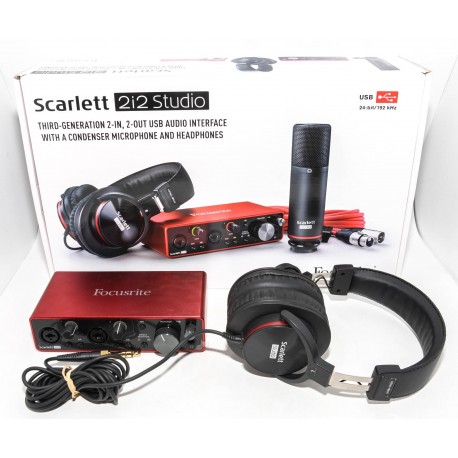KIT AURICULARES Y SINTETIZADOR SCARLET 2I2 STUDIO