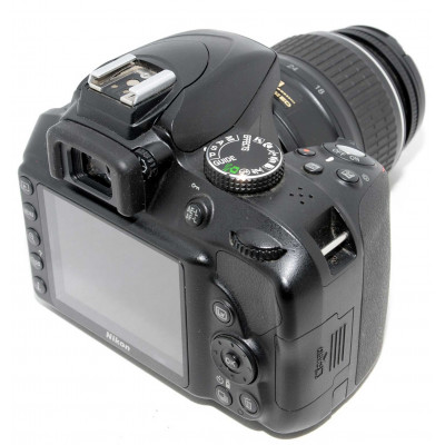 CÁMARA REFLEX DIGITAL NIKON D3300 + NIKON 18-55MM