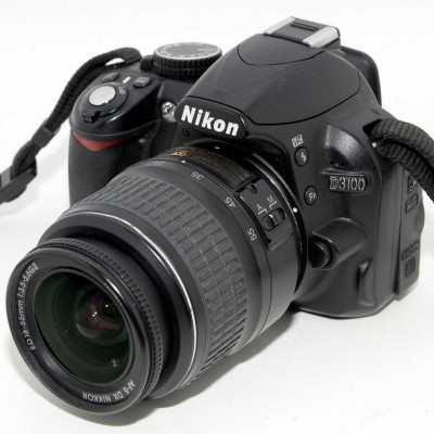 CÁMARA REFLEX NIKON D3100 + NIKON 18-55MM