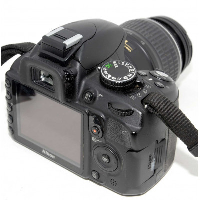 CÁMARA REFLEX NIKON D3100 + NIKON 18-55MM