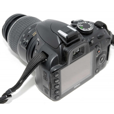 CÁMARA REFLEX NIKON D3100 + NIKON 18-55MM