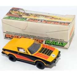 SCALEXTRIC FORD MUSTANG TRIUMPH TR7