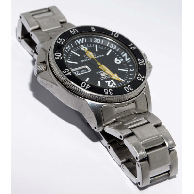 RELOJ AUTOMATICO SEIKO 5 SPORTS 7S36-01E0