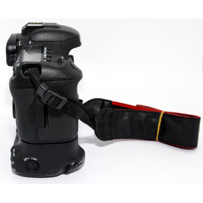 CUERPO CÁMARA REFLEX DIGITAL CANON EOS 7D MARK II + GRIP