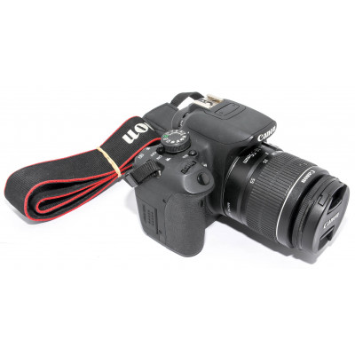 CÁMARA REFLEX DIGITAL CANON 700D EFS + 18-55MM III