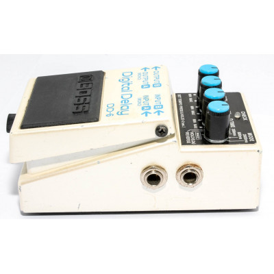 PEDAL BOSS DD-6