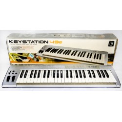 TECLADO CONTROLADOR MIDI M AUDIO KEYSTATION 49E