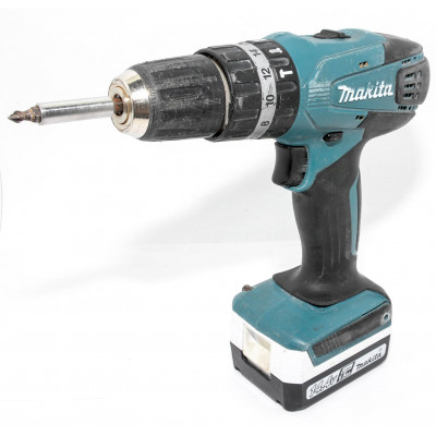 ATORNILLADOR A BATERIA MAKITA HP347D 14.4V