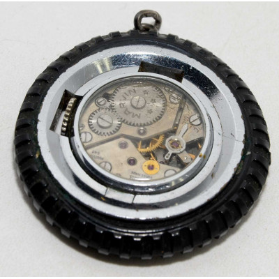 RELOJ MARVIN EN RUEDA