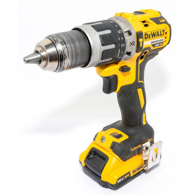 TALADRO DEWALT DCD796