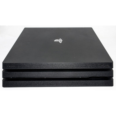 CONSOLA PS4 PRO 1TB CON MANDO