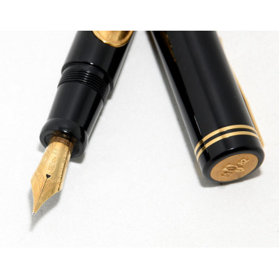 PLUMA DELTA LAS MENINAS