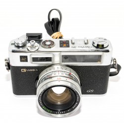 CAMARA REFLEX YASHICA ELECTRO 35 + 45MM F: 1.7