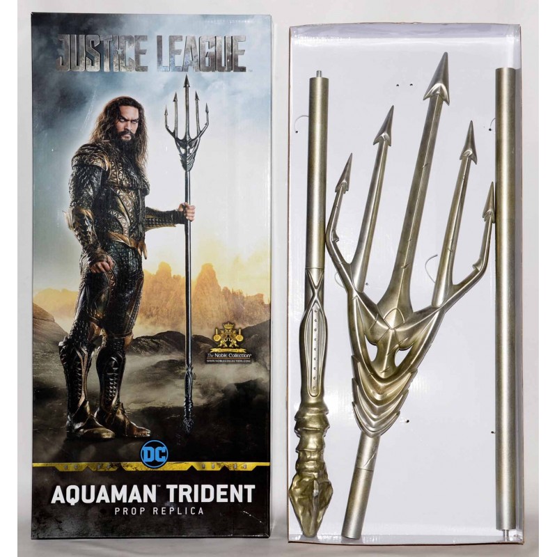 The Noble Collection Aquaman Trident