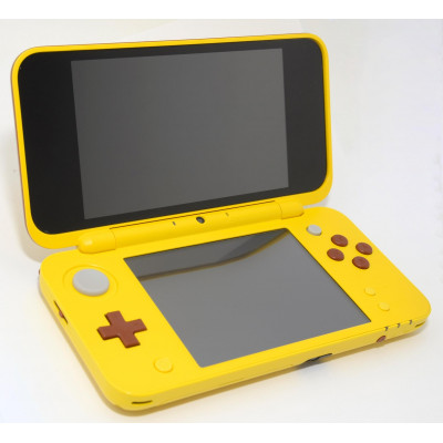 CONSOLA NINTENDO 2DS XL PIKACHU