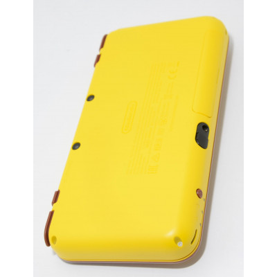 CONSOLA NINTENDO 2DS XL PIKACHU