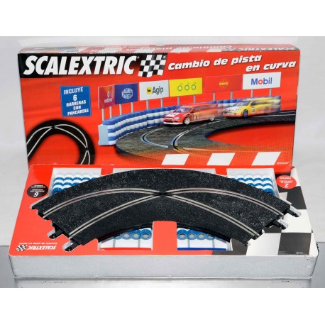 SCALEXTRIC CAMBIO DE PISTA EN CURVA