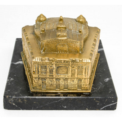 ESCULTURA TEATRO ARRIAGA DE BILBAO