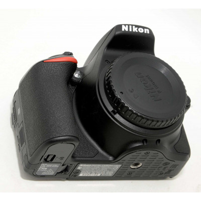 KIT CÁMARA RÉFLEX DIGITAL NIKON D5600 + NIKON 18-55MM VR