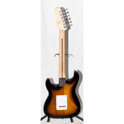 GUITARRA ELÉCTRICA FENDER SQUIER STRATOCASTER