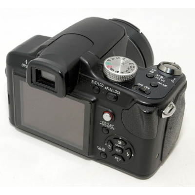 CAMARA DIGITAL BRIDGE PANASONIC DMC-FZ18