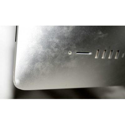 APPLE  iMac18,1 21.5" 2017 PLATA / i5 2.3GHz / 1TB HDD / 8GB RAM