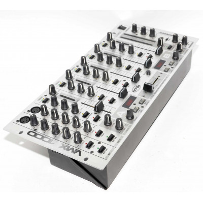 MESA MEZCLAS DJ BEHRINGER VMX1000