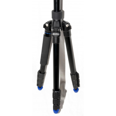 TRIPODE BENRO S4