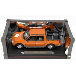 COCHE A ESCALA MAISTO FORD EXPLORER