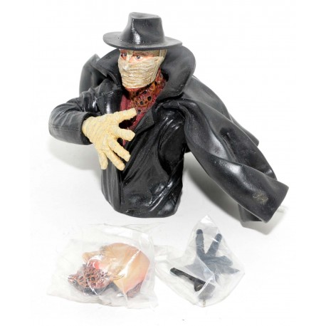 FIGURA RESINA DARKMAN