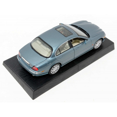 COCHE A ESCALA MAISTO JAGUAR S-TYPE