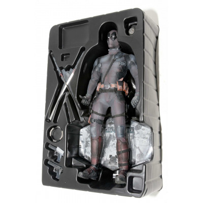 FIGURA MARVEL DEADPOOL 2