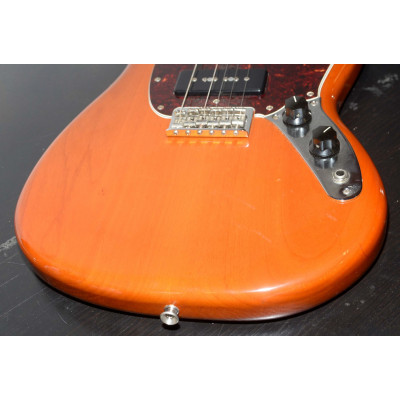 GUITARRA ELÉCTRICA FENDER MUSTANG