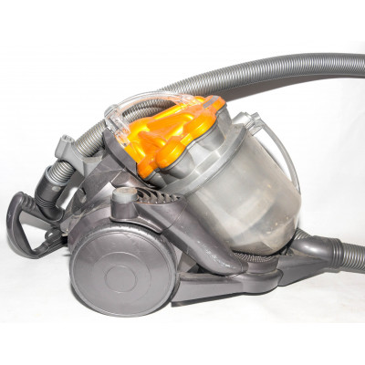 ASPIRADORA DE CABLE DYSON DC19