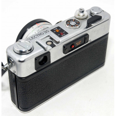 CÁMARA ANALÓGICA YASHICA ELECTRO 35