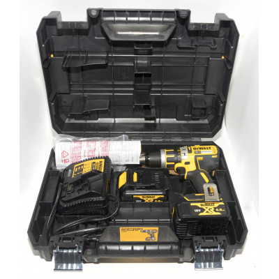 TALADRO PERCUTOR DEWALT DCD795M2 18V 4AH