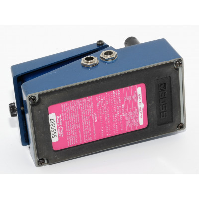 PEDAL MULTIEFECTOS PARA BAJO ZOOM B3N