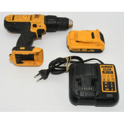 ATORNILLADOR A BATERÍA DEWALT DCD776