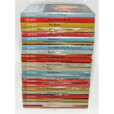 COLECCION 23 LIBROS-CDS QUEEN