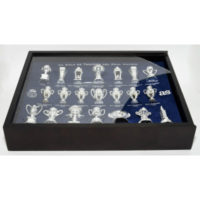 COLECCION REAL MADRID MONEDAS CENTENARIO Y SALA TROFEOS