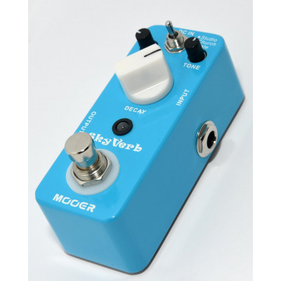 PEDAL DE EFECTOS REVERB MOOER SKY VERB