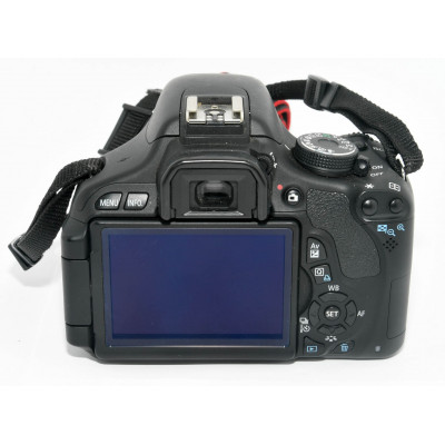 CAMARA REFLEX DIGITAL CANON EOS 600D + 18-55MM