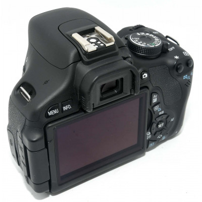 CUERPO CAMARA REFLEX DIGITAL CANON EOS 600D