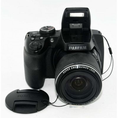 CAMARA DIGITAL BRIDGE FUJIFILM S8200