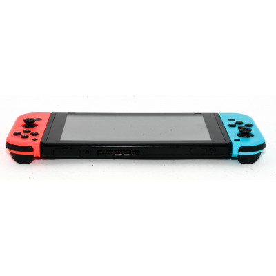CONSOLA NINTENDO SWITCH AZUL Y ROJA