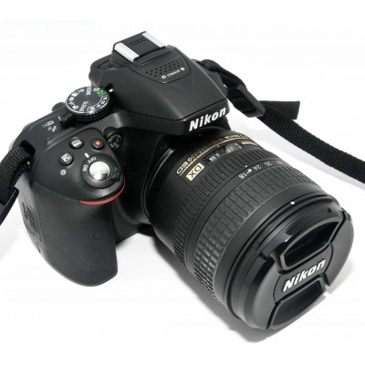 CÁMARA REFLEX NIKON D5300 + NIKKOR 18-70MM