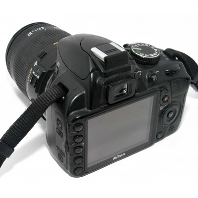 CÁMARA REFLEX NIKON D3100 + SIGMA 18-250MM MACRO ESTABILIZADO