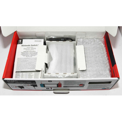 CONSOLA NINTENDO SWITCH AZUL Y ROJA